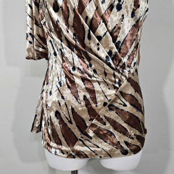 Nwt Eva Franco Glamorous One Shoulder Top Abstract Crushed Velvet Blouse Size 4 - Picture 8 of 15